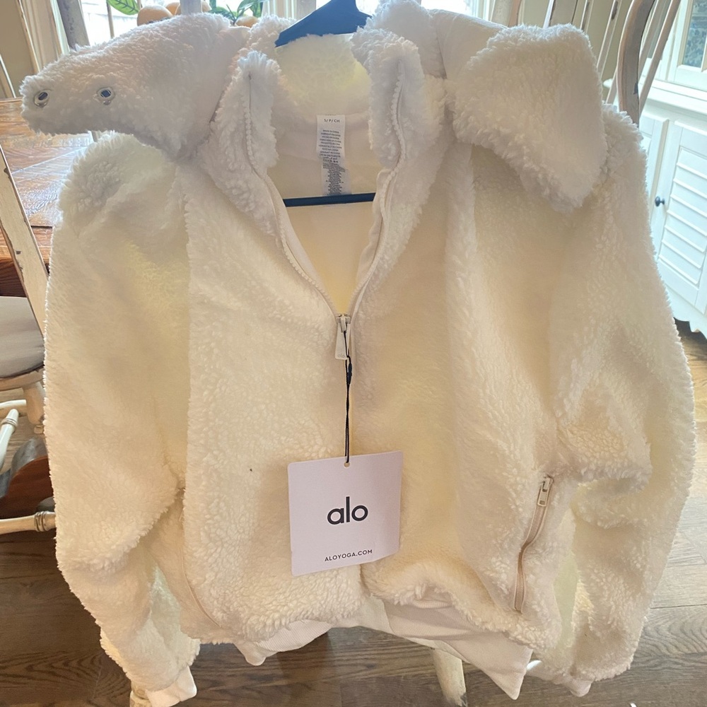 Alo ivory Sherpa Jacket